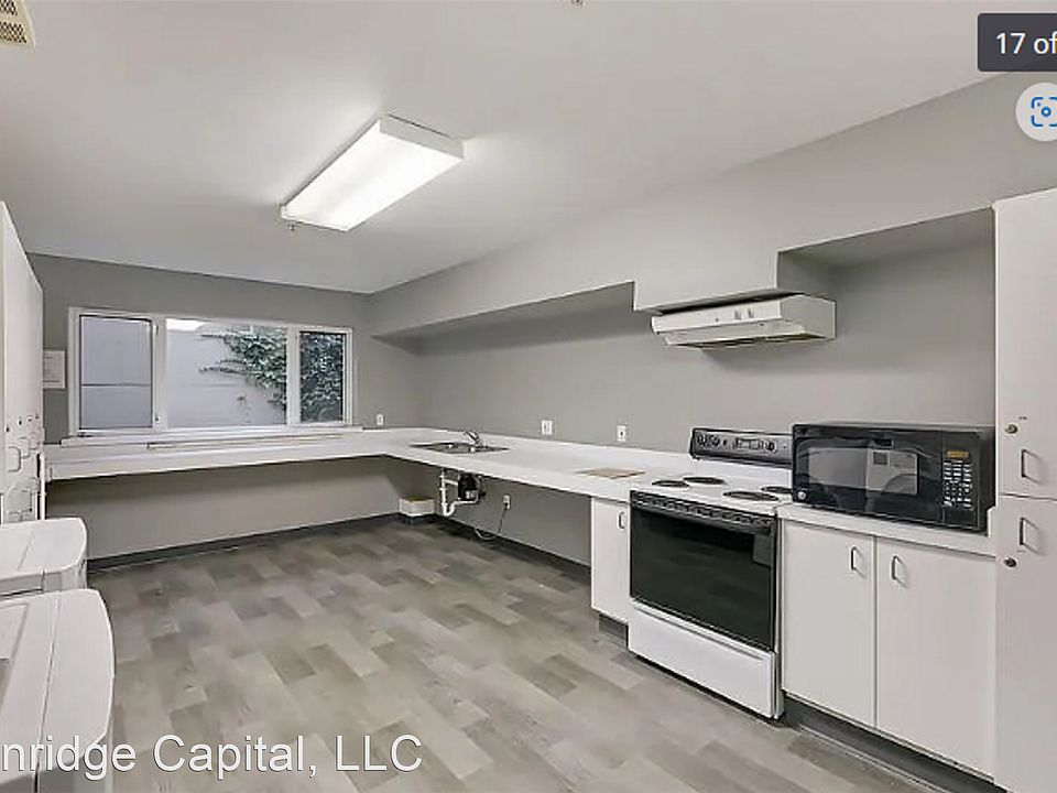 1st image of 4548 20th Ave NE APT 211