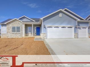 1705 Littlefield Ln, Mahomet, IL 61853