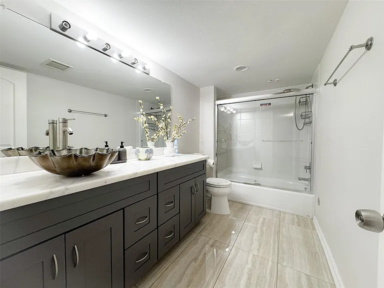 637 S Ripple Creek Dr #637 — Photo 21