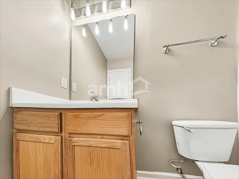 205 N Fuquay Springs Ave — Photo 12