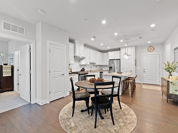 5th image of 2324 Wind Charm St #103