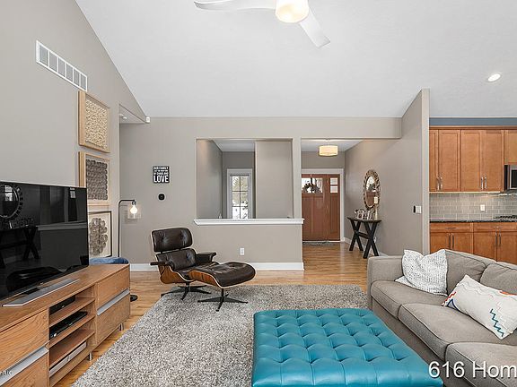5th image of 1664 Watermark Dr SE