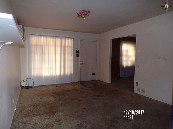 4th image of 1403 Alvarado St
