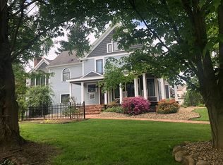 4868 Stow Rd, Stow, OH 44224