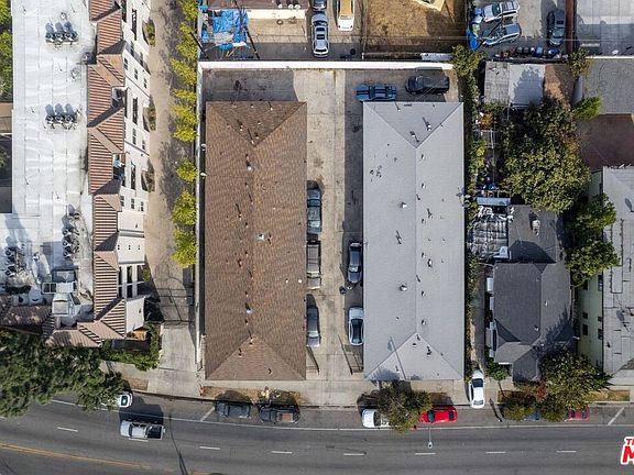 4th image of 931 W Gage Ave