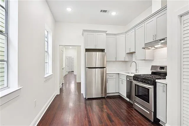 1816 Saint Andrew St #2A — Photo 5