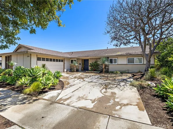 2734 San Juan Ln, Costa Mesa, CA 92626