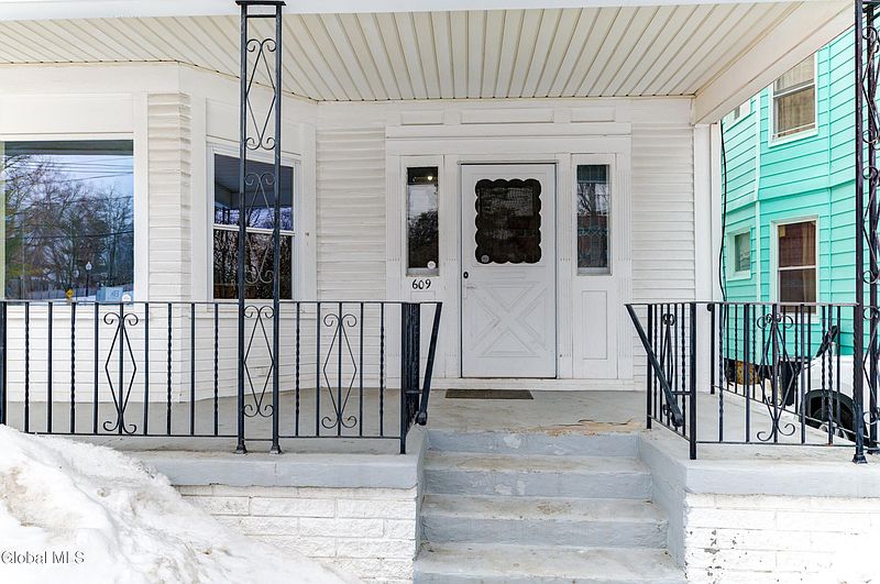 3rd image of 609 McClellan Street
