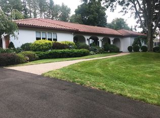 10 Mockingbird Rd, Hackettstown, NJ 07840