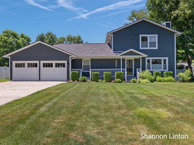12133 Sandy Woods Dr, Grand Haven, MI, 49417