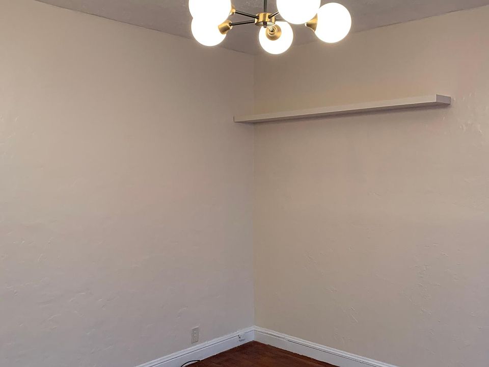 1st image of 1586 18th Ave