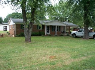 4316 E Maiden Rd, Maiden, NC 28650