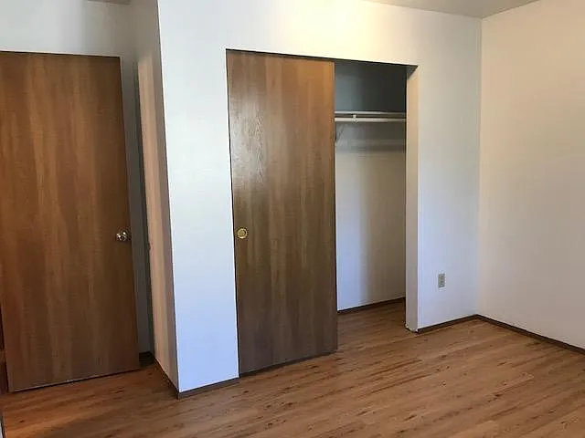 2 bed, 1000 sqft, $1,875 — Photo 3
