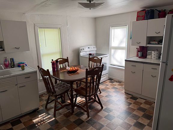 5th image of 576 Reubens Run Rd
