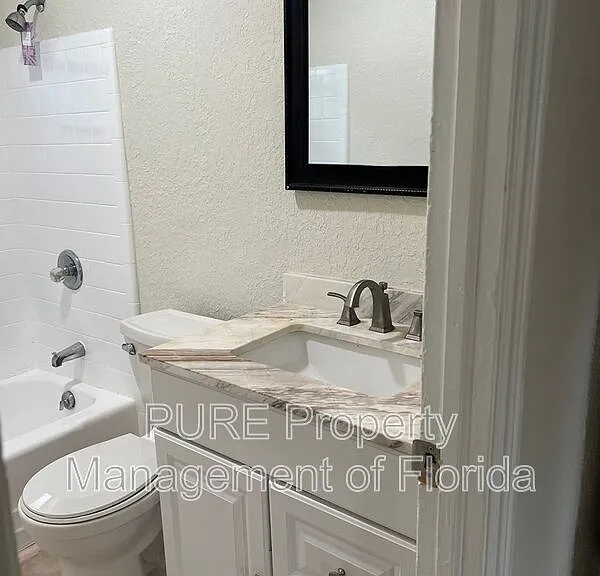 2205 NE 14th Ave — Photo 31