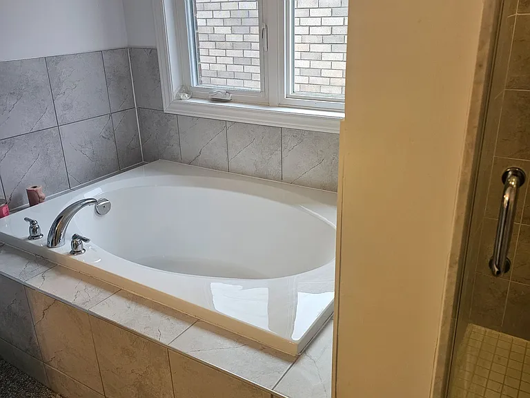 14 Doc Lougheed Ave — Photo 9