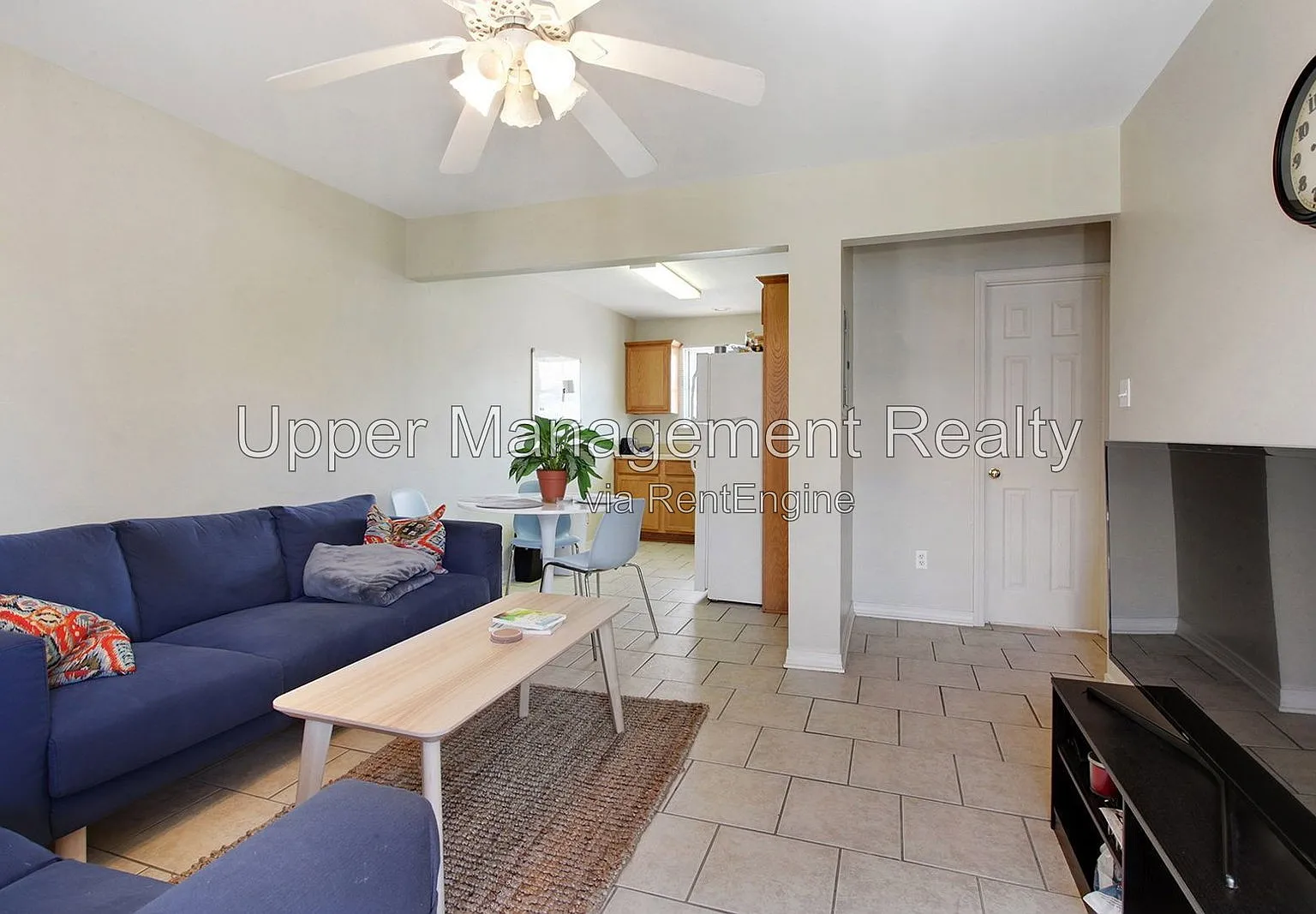 2 bed, 1.0 bath, 750 sqft, $1,125 — Photo 1