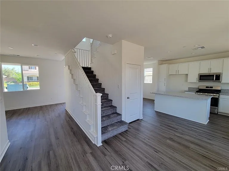313 Faith Cir — Photo 9
