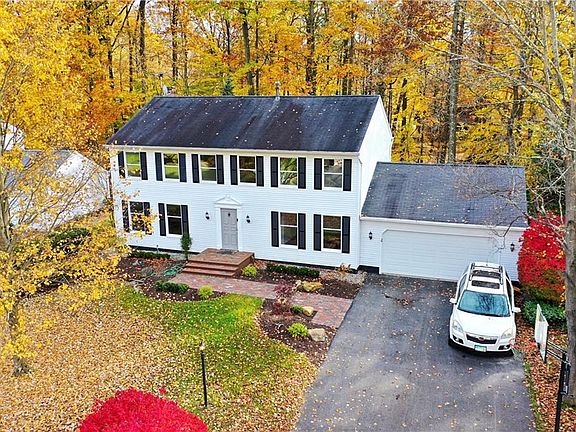 2nd image of 9072 Briarbrook Dr NE