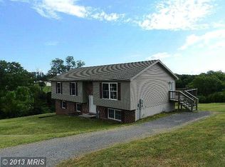 6017 Hager Rd, Greencastle, PA 17225