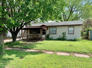 3024 S Saint Paul Ave, Wichita, KS 67217