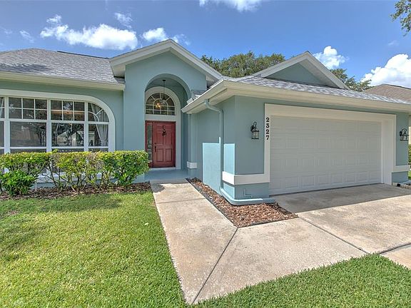 4th image of 2327 Eagle Bluff Dr