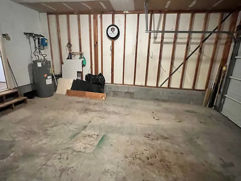 5918 Colchester Dr — Photo 14