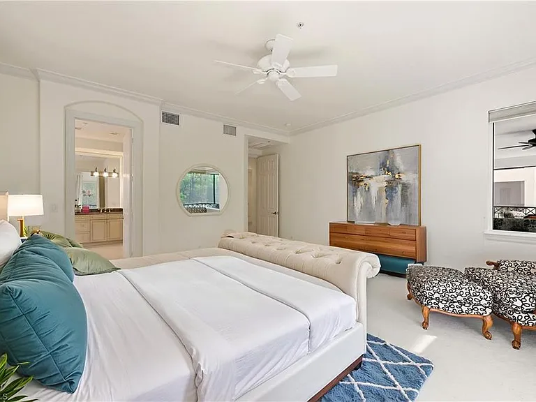 2843 Tiburon Blvd E #7-102 — Photo 26