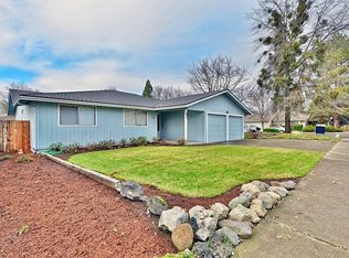 534 Black Oak Dr, Medford, OR