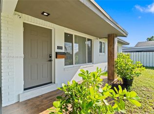 230 SW 29th Ave, Fort Lauderdale, FL 33312