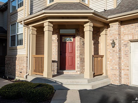 2nd image of 1306 Spyglass Cir #1306