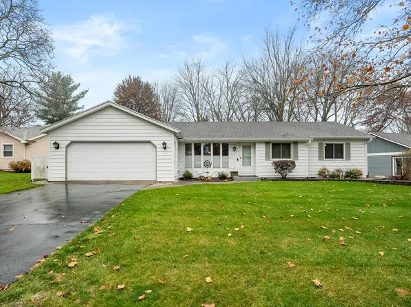 1565 Brookmoor Ln, Portage, MI 49024