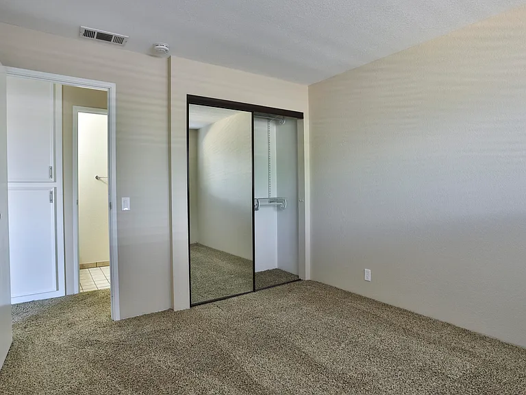 2820 N Arcadia Ct #B208 — Photo 14