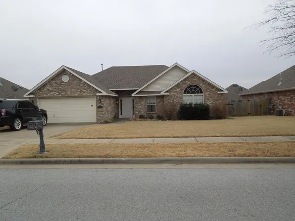 3565 W Grouse Rd, Fayetteville, AR 72704