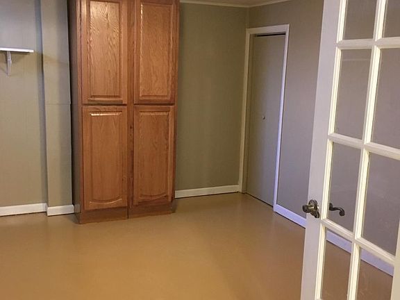 Basement room with closet