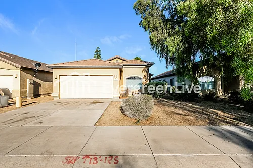 6026 N 68th Dr Photo 1