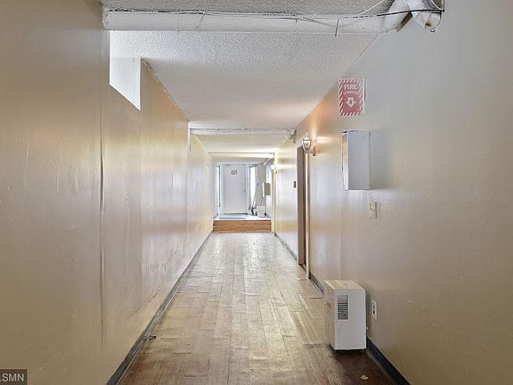 3rd image of 1101 James Ave N