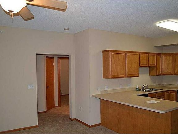 5th image of 130 Jefferson St APT 3