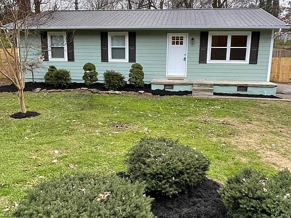 3rd image of 4904 Fleetwood Dr