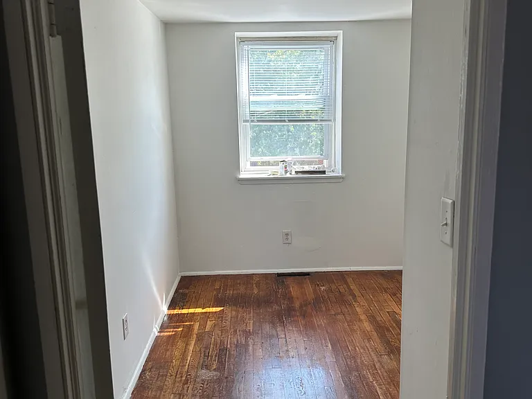 2641 Norland Rd — Photo 6