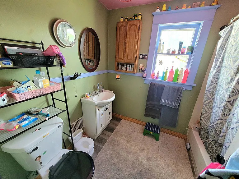 1412 Market St — Photo 10