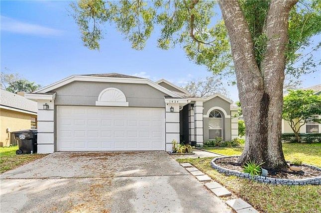 1st image of 1424 Woodfield Oaks Dr