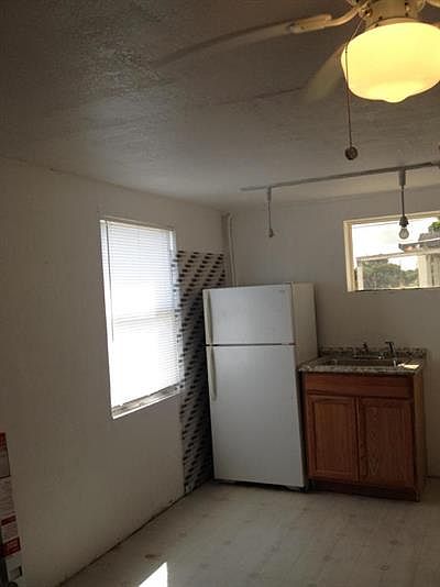 2nd image of 1003 Seminole Blvd