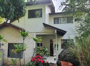 989 Hahaione St, Honolulu, HI 96825