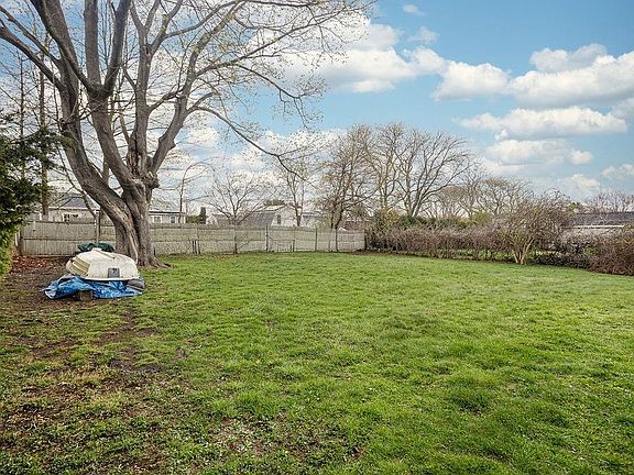 2nd image of 37 Squantum Dr