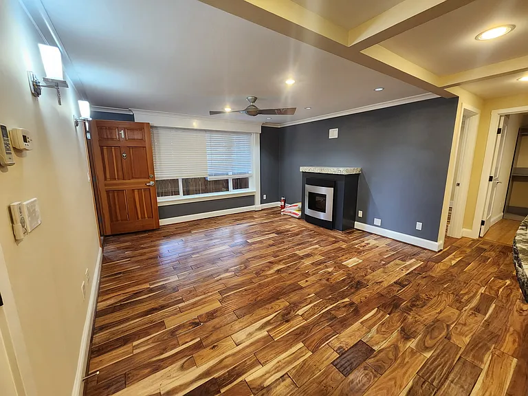 1510 NE 170th St #1 — Photo 6