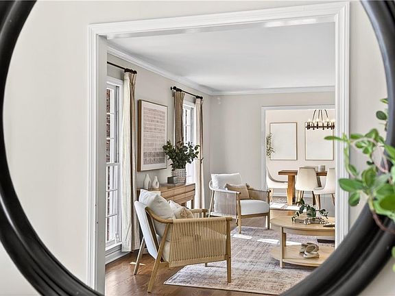 4th image of 1893 Alderbrook Rd NE