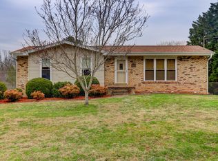 8020 Little Joe Rd, Powell, TN 37849