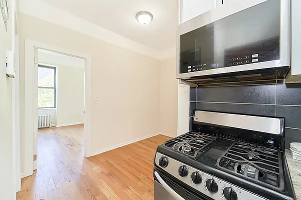 Rented by Compass | media 16