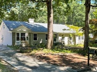 104 Erskine Dr E, Greensboro, NC 27410